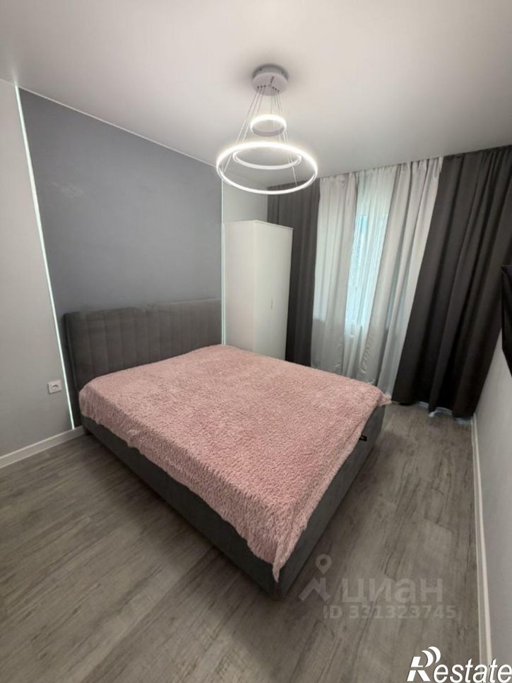 2-комн квартира улица Рауиса Гареева, 107,  д. 107