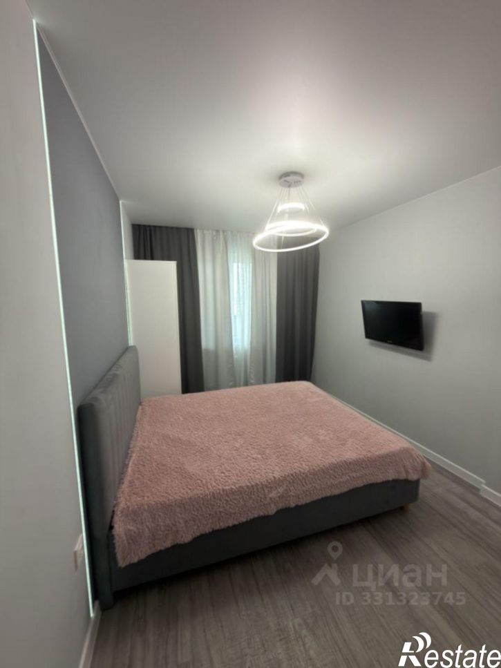 2-комн квартира улица Рауиса Гареева, 107,  д. 107