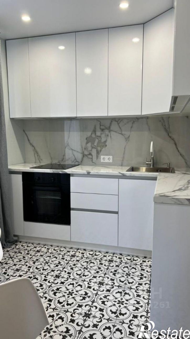 1-комн квартира проспект Победы, 120,  д. 120