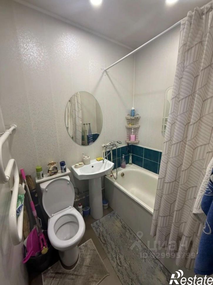 3-комн квартира улица Рихарда Зорге, 65,  д. 65