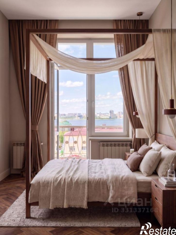 3-комн квартира улица Касаткина, 11,  д. 11