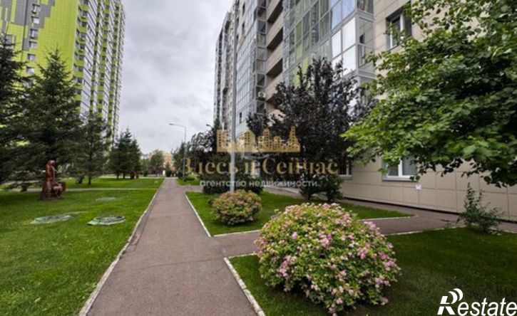 2-комн квартира улица Рауиса Гареева, 111 к1,  д. 111 к1