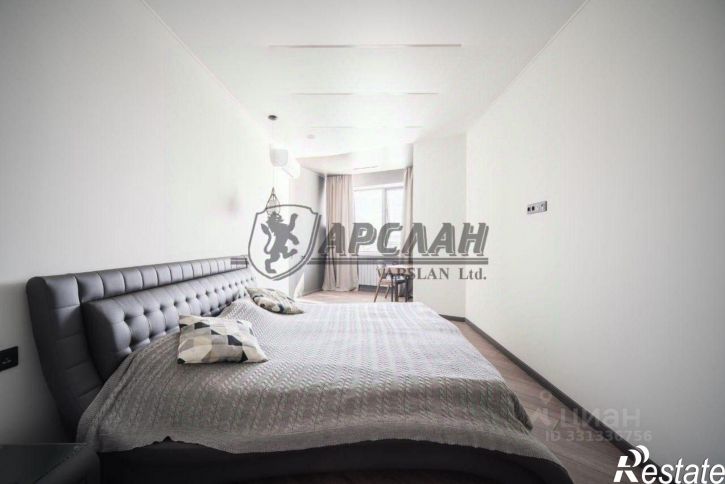 3-комн квартира пр-кт Альберта Камалеева, 1,  д. 1