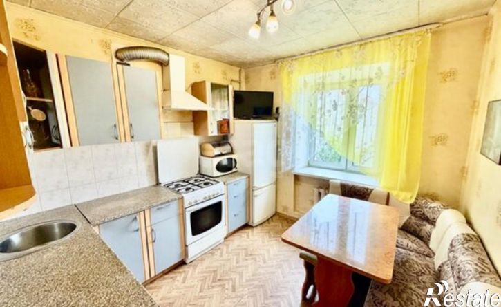 3-комн квартира ул Коммунаров, 2,  д. 2
