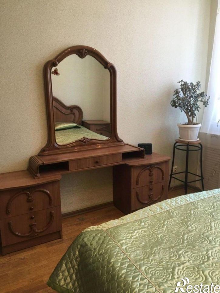 3-комн квартира ул Достоевского, 8,  д. 8