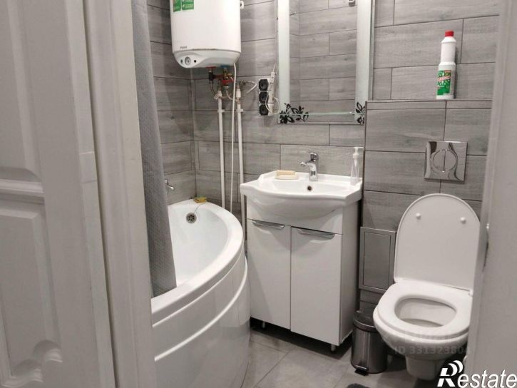 2-комн квартира улица Ахтямова, 28,  д. 28