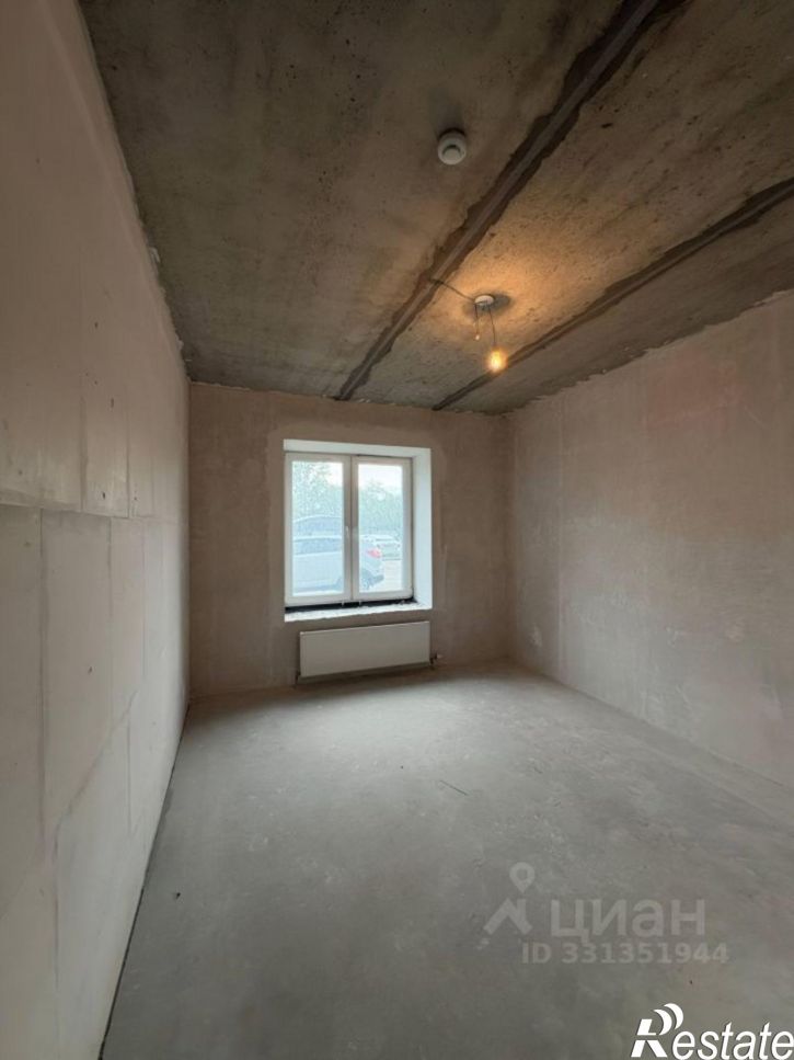 3-комн квартира Портовая улица, 37 к1,  д. 37 к1