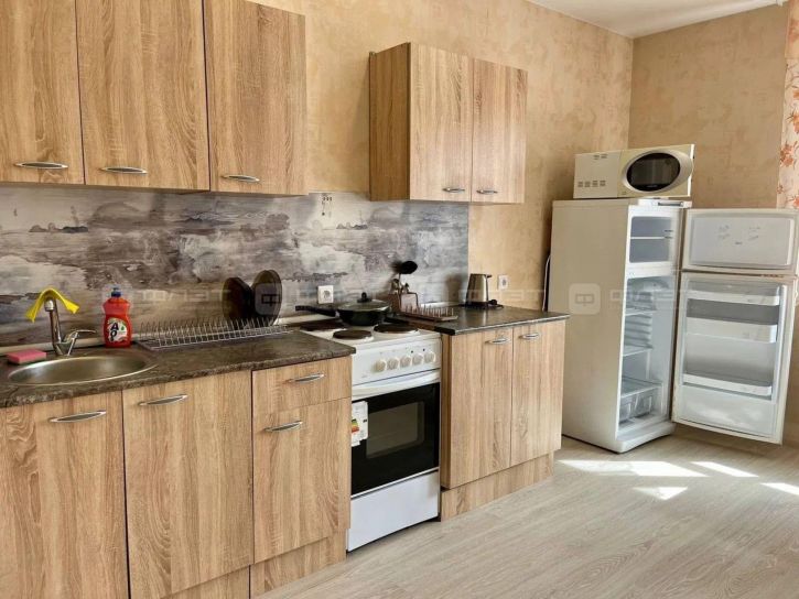1-комн квартира ул. Рауиса Гареева д.105б