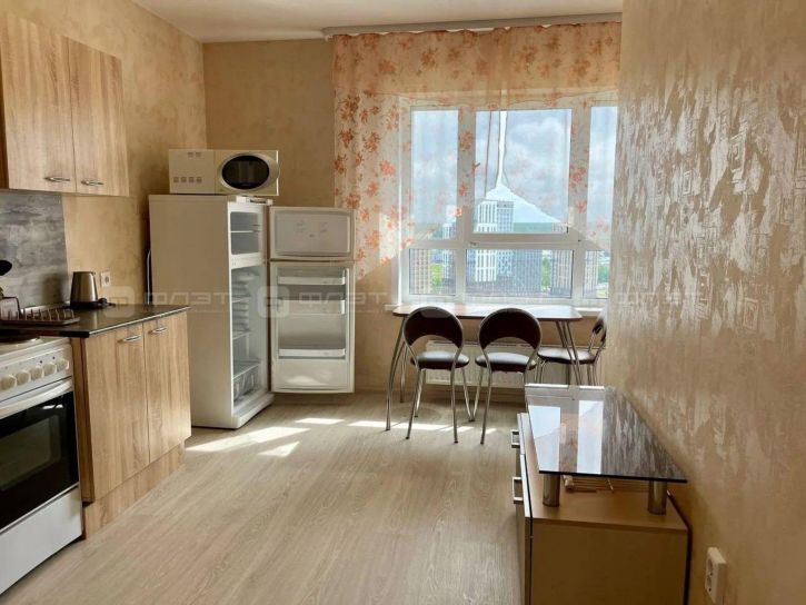 1-комн квартира ул. Рауиса Гареева д.105б