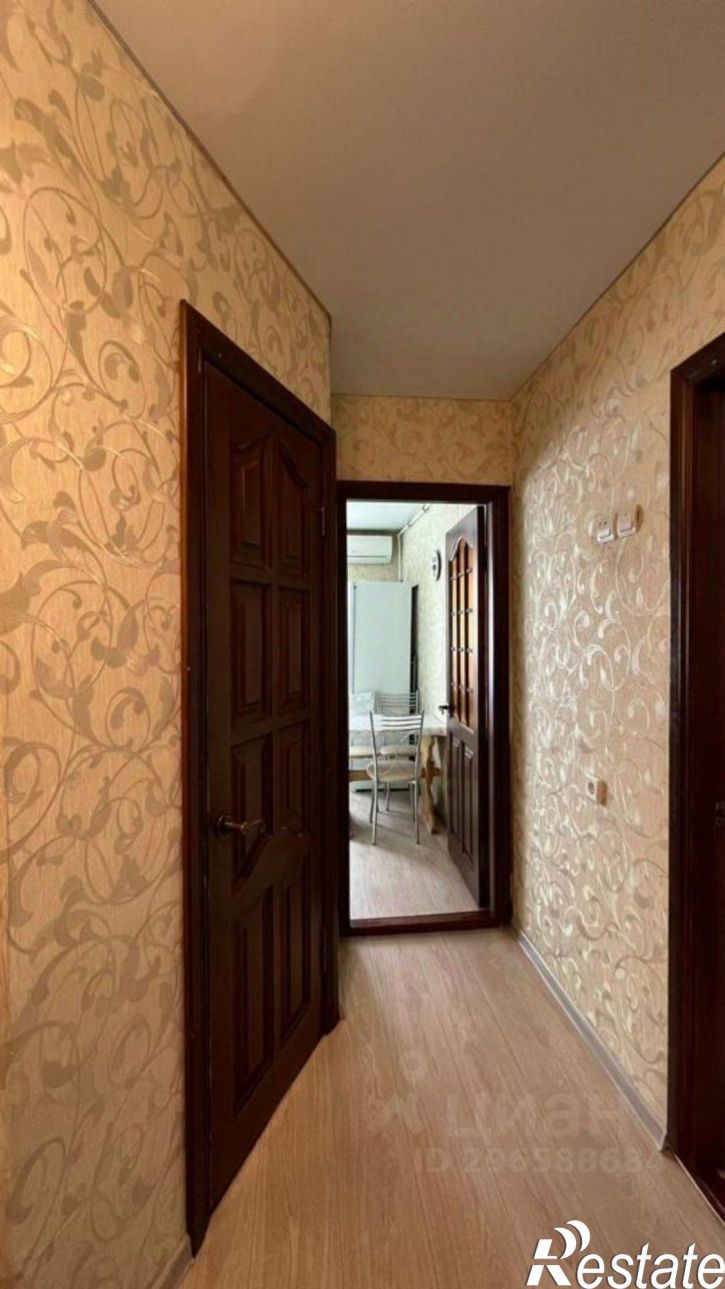 2-комн квартира улица Декабристов, 103,  д. 103