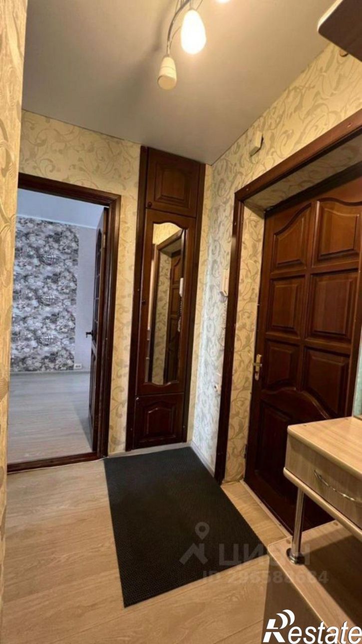 2-комн квартира улица Декабристов, 103,  д. 103