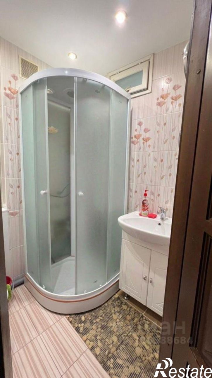 2-комн квартира улица Декабристов, 103,  д. 103