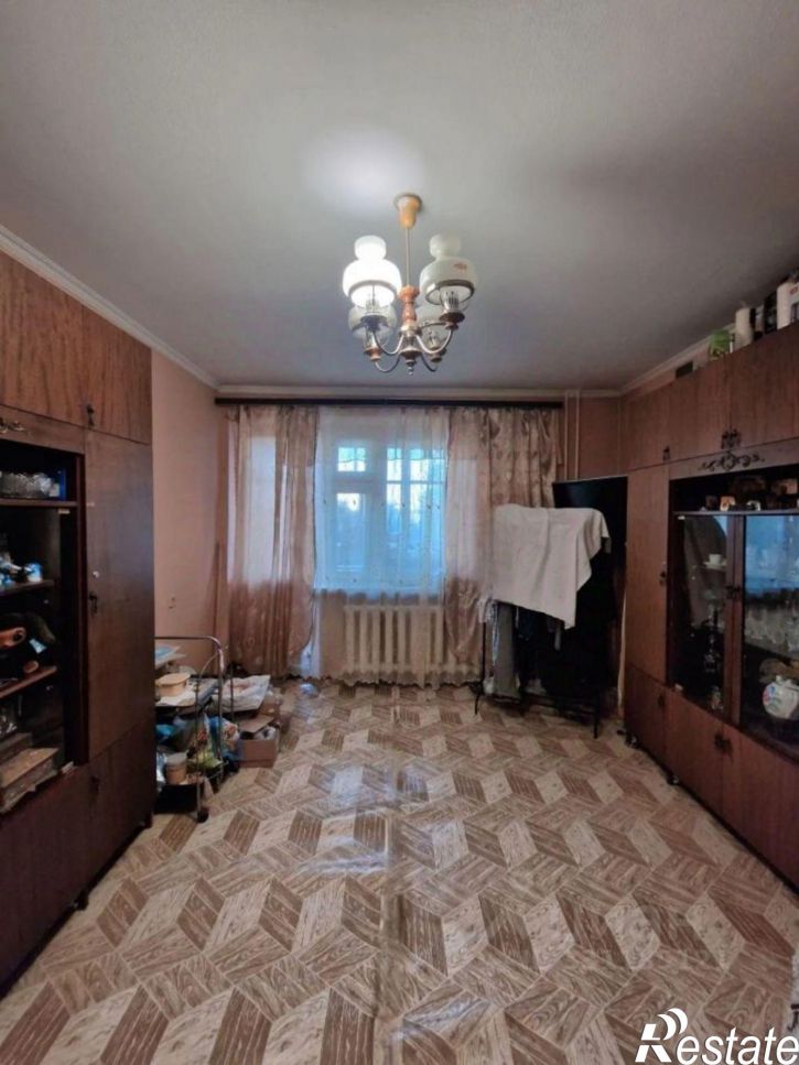 2-комн квартира улица Столярова, 15,  д. 15