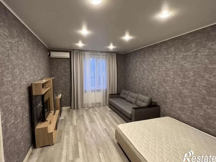 1-комн квартира улица Аделя Кутуя, 110Д к3,  д. 110Д к3