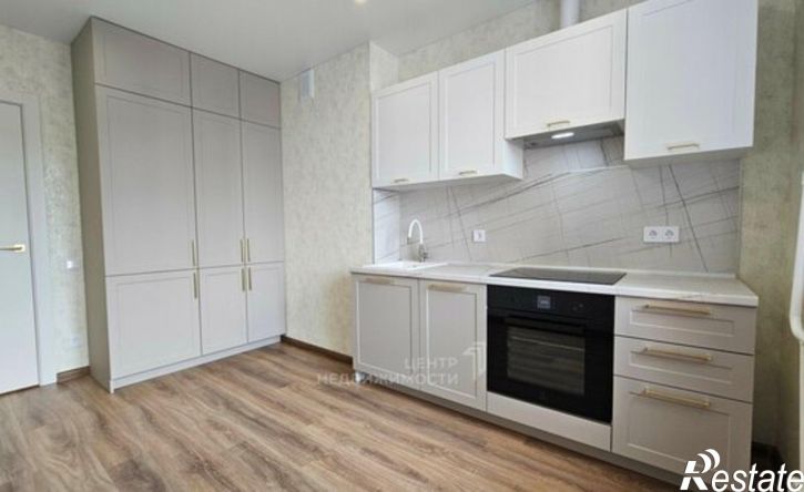 3-комн квартира улица Юлиуса Фучика, 55,  д. 55