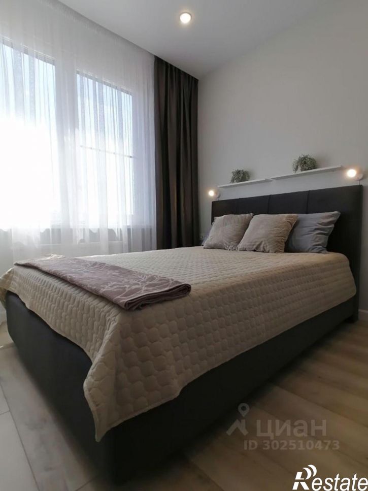 1-комн квартира улица Рашида Нежметдинова, 11 к4,  д. 11 к4