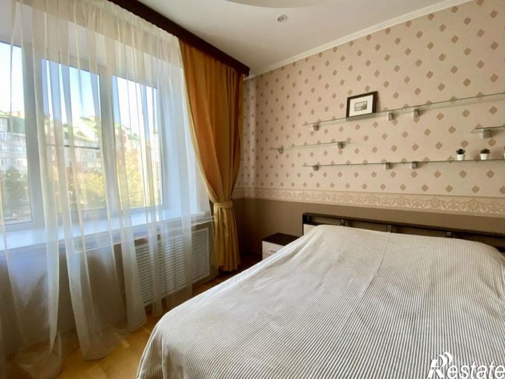 3-комн квартира улица Туфана Миннуллина, 8В/15,  д. 8В/15