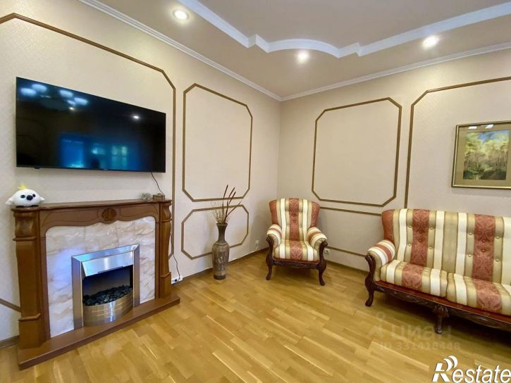 3-комн квартира улица Туфана Миннуллина, 8В/15,  д. 8В/15
