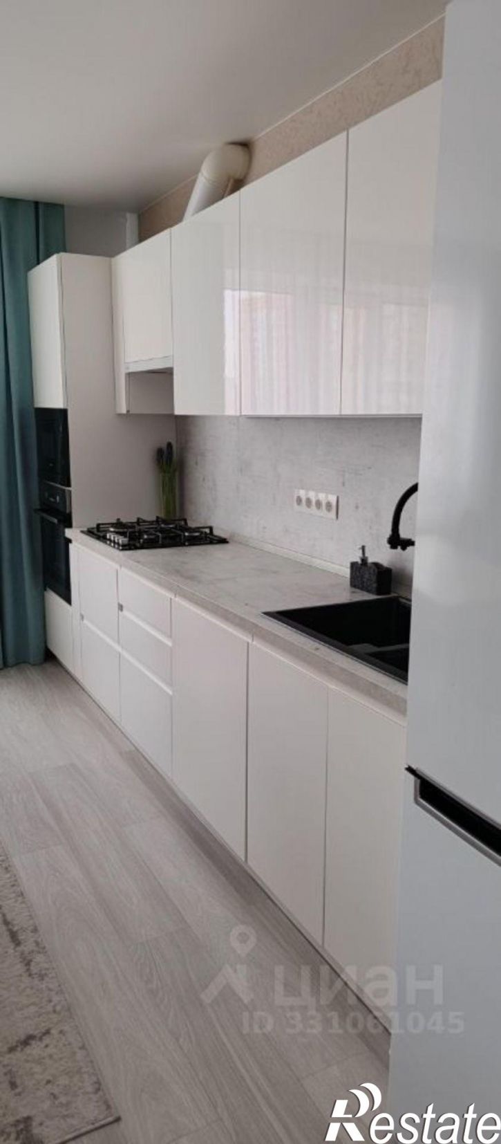 3-комн квартира улица Академика Глушко, 33,  д. 33