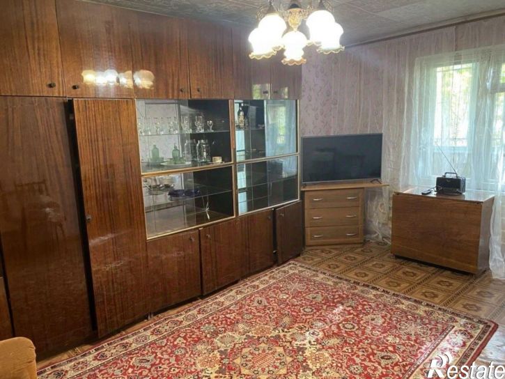 2-комн квартира улица Юлиуса Фучика, 44,  д. 44
