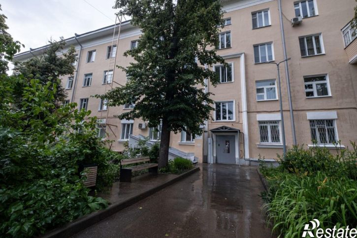 2-комн квартира улица Япеева, 8/2,  д. 8/2
