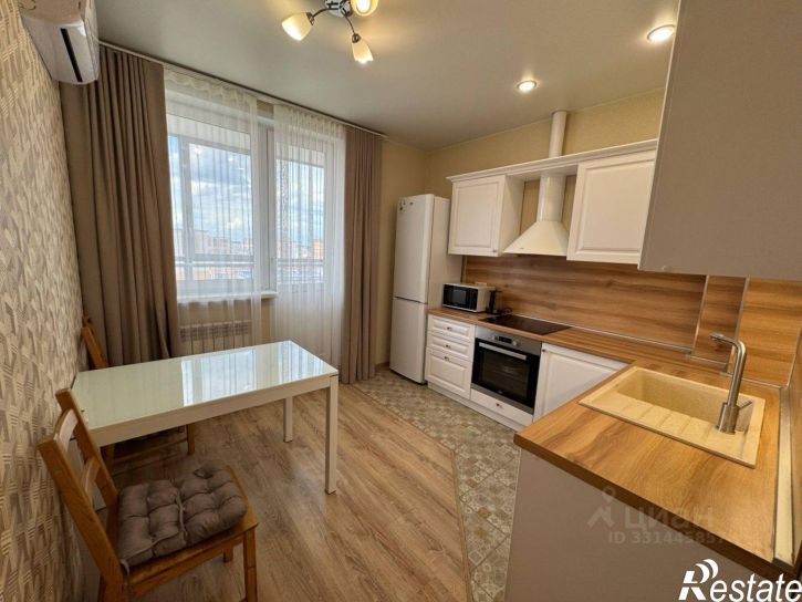 3-комн квартира ул Адоратского, 1Б,  д. 1Б