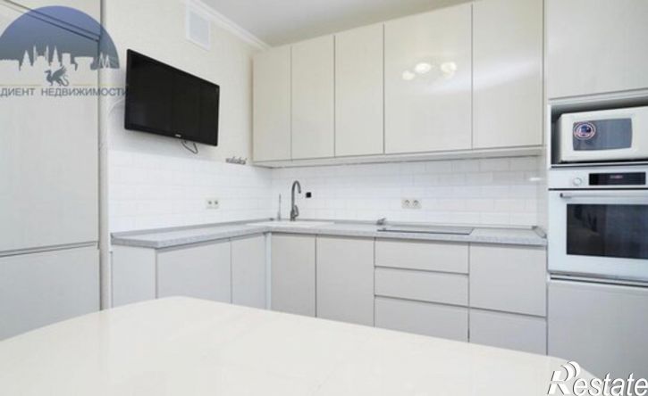 2-комн квартира ул Родины, 24Г,  д. 24Г