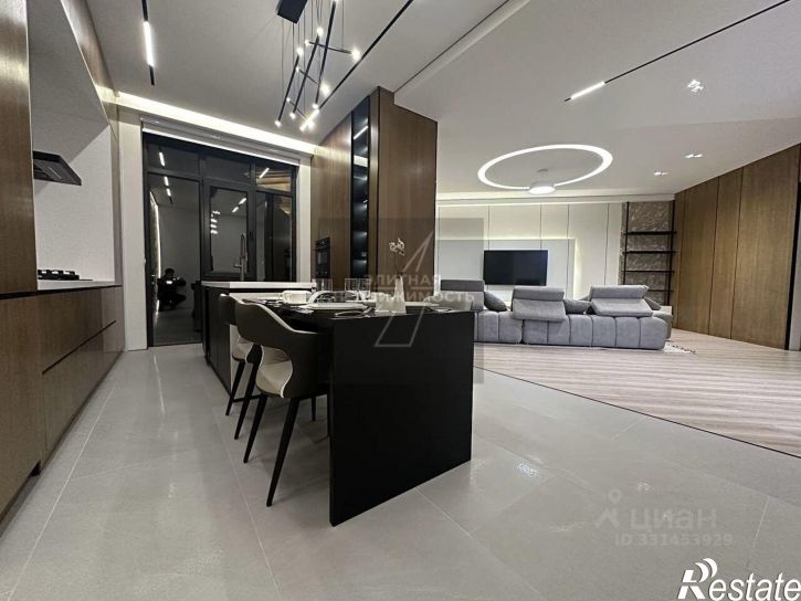 2-комн квартира проспект Альберта Камалеева, 1,  д. 1