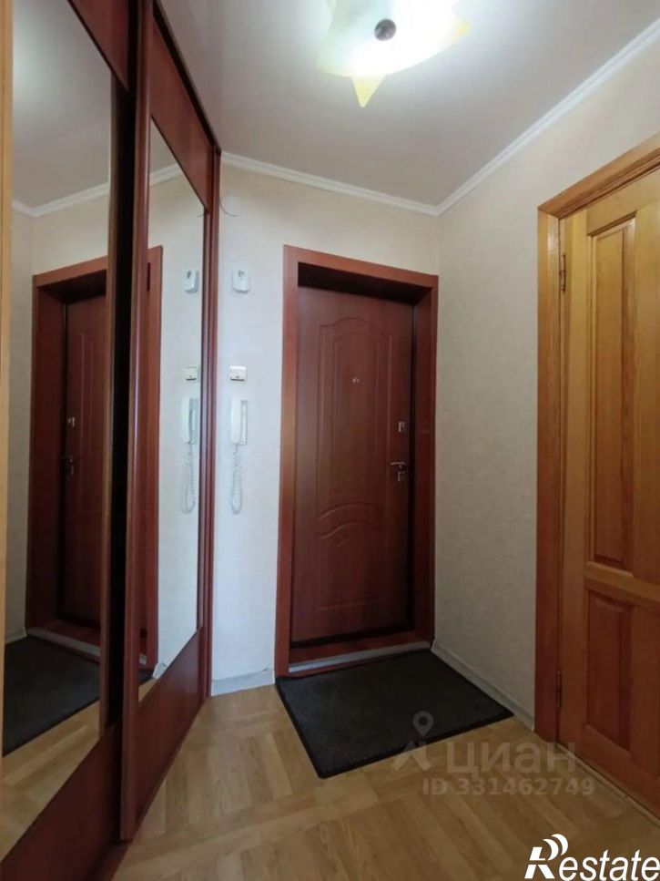 1-комн квартира улица Юлиуса Фучика, 82,  д. 82