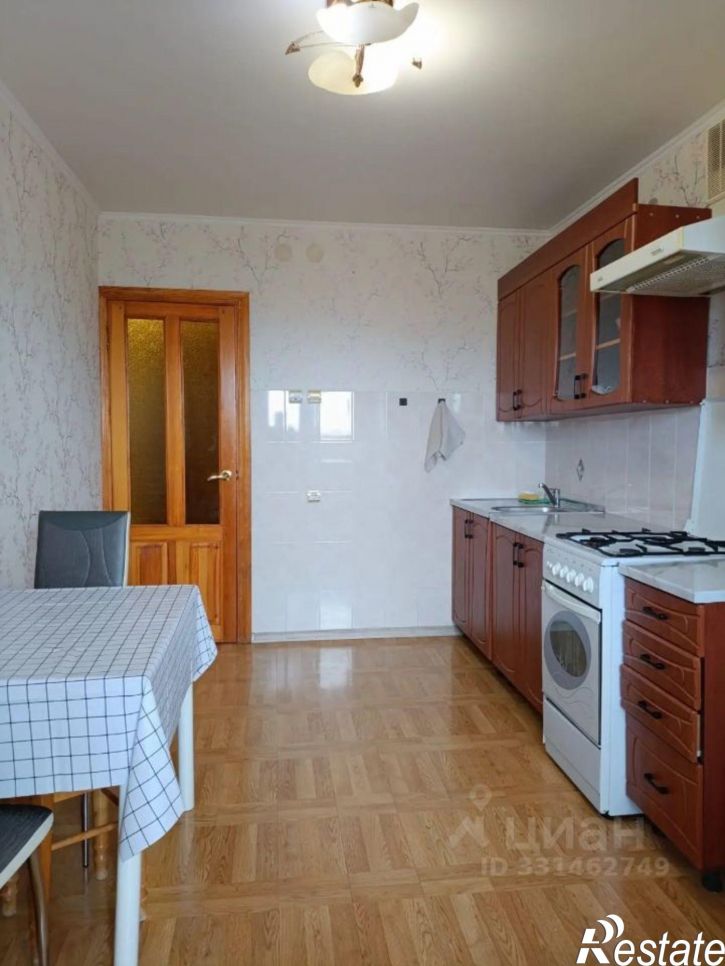 1-комн квартира улица Юлиуса Фучика, 82,  д. 82