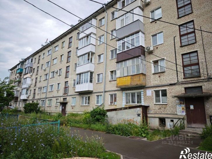 3-комн квартира улица Липатова, 5,  д. 5
