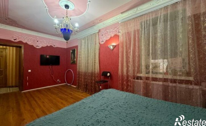 2-комн квартира ул Максимова, 33,  д. 33