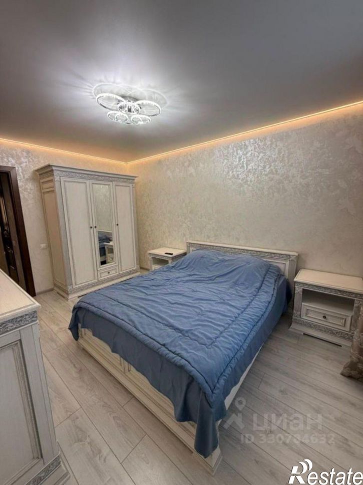 2-комн квартира ул Салиха Батыева, 1,  д. 1