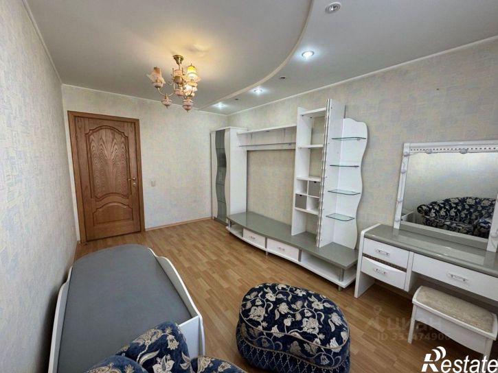 4-комн квартира ул Чистопольская, 10/8,  д. 10/8