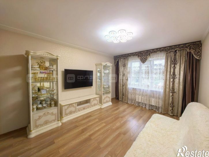 3-комн квартира пр. Победы, дом 76