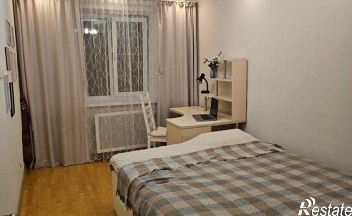 4-комн квартира улица Блюхера, 4,  д. 4