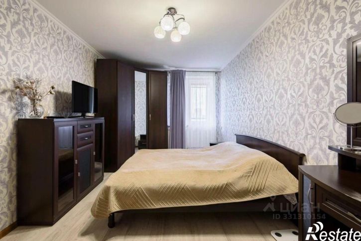 3-комн квартира улица Гарифа Ахунова, 2,  д. 2