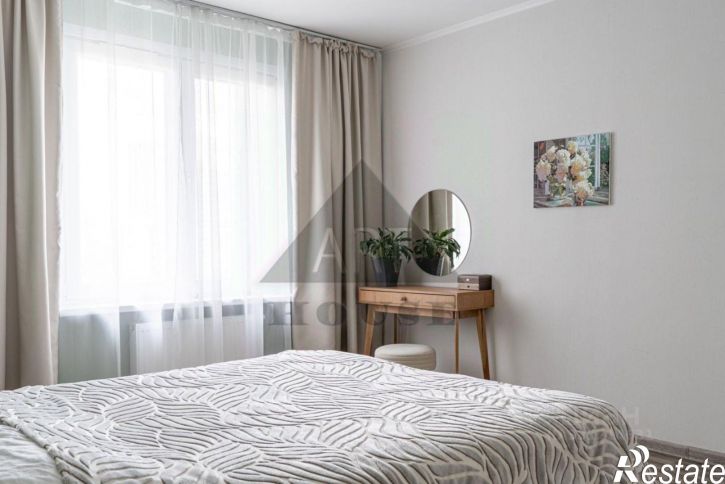 2-комн квартира улица Александра Курынова, 10 к2,  д. 10 к2