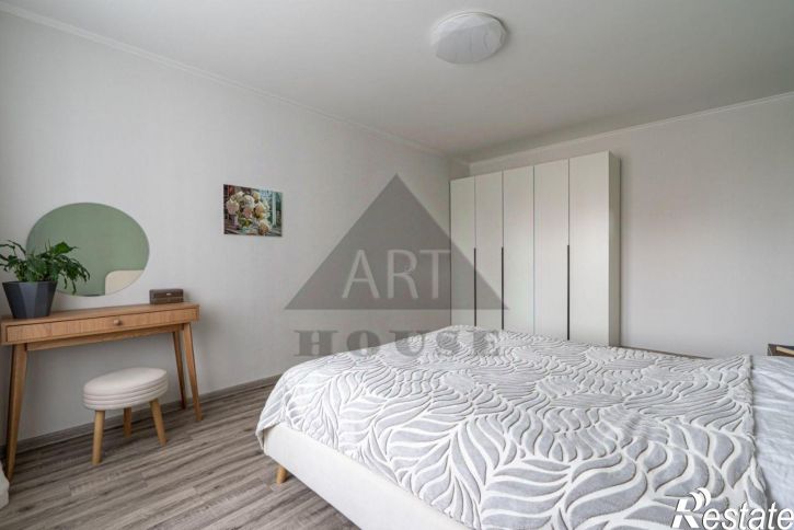 2-комн квартира улица Александра Курынова, 10 к2,  д. 10 к2