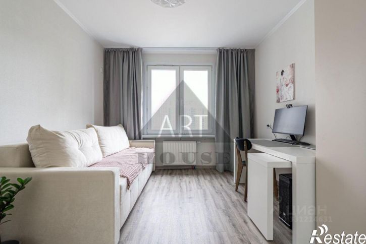 2-комн квартира улица Александра Курынова, 10 к2,  д. 10 к2