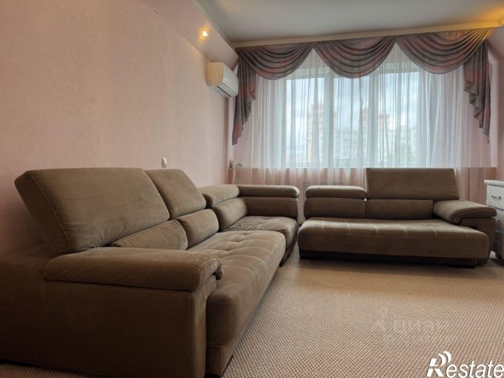 2-комн квартира пр-кт Ямашева, 84,  д. 84