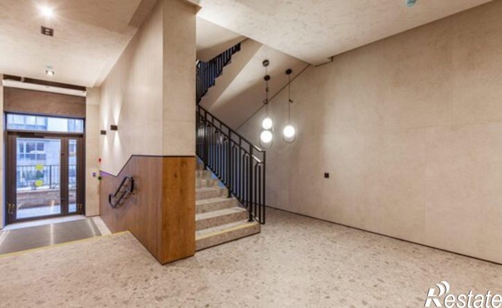 2-комн квартира улица Шаляпина, 32,  д. 32