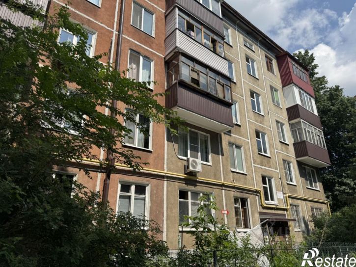 2-комн квартира улица Декабристов, 110,  д. 110