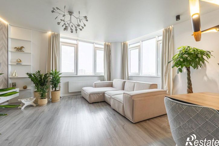 3-комн квартира ул Оренбургский Тракт, 8Д,  д. 8Д