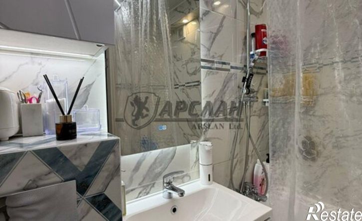 1-комн квартира улица Комарова, 20,  д. 20