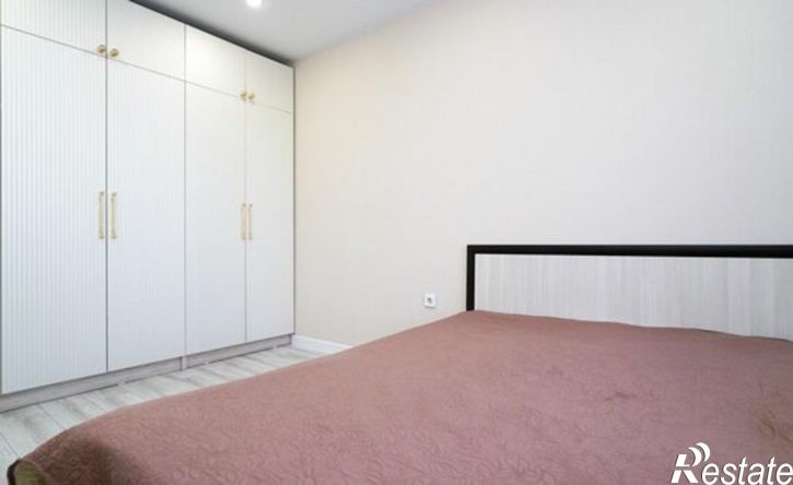 1-комн квартира улица Александра Курынова, 4 к4,  д. 4 к4