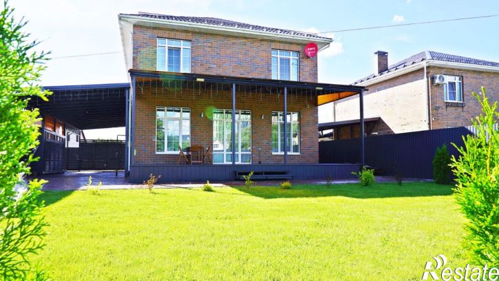 Коттедж/дом ул Большая Красная (Малые Клыки), 86Б,  д. 86Б