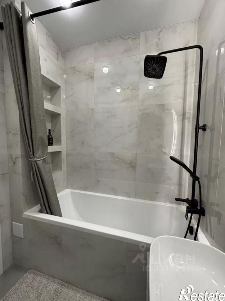 1-комн квартира улица Рашида Нежметдинова, 11 к5,  д. 11 к5