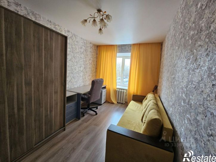 3-комн квартира ул Павлюхина, 122,  д. 122