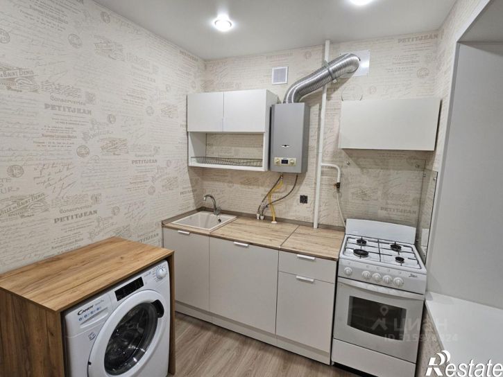 3-комн квартира ул Павлюхина, 122,  д. 122